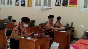 Read more about the article Tiga Penggalang SMP Negeri 2 Purwokerto Mewakili Banyumas di Ajang Eagle Scout Award 2021