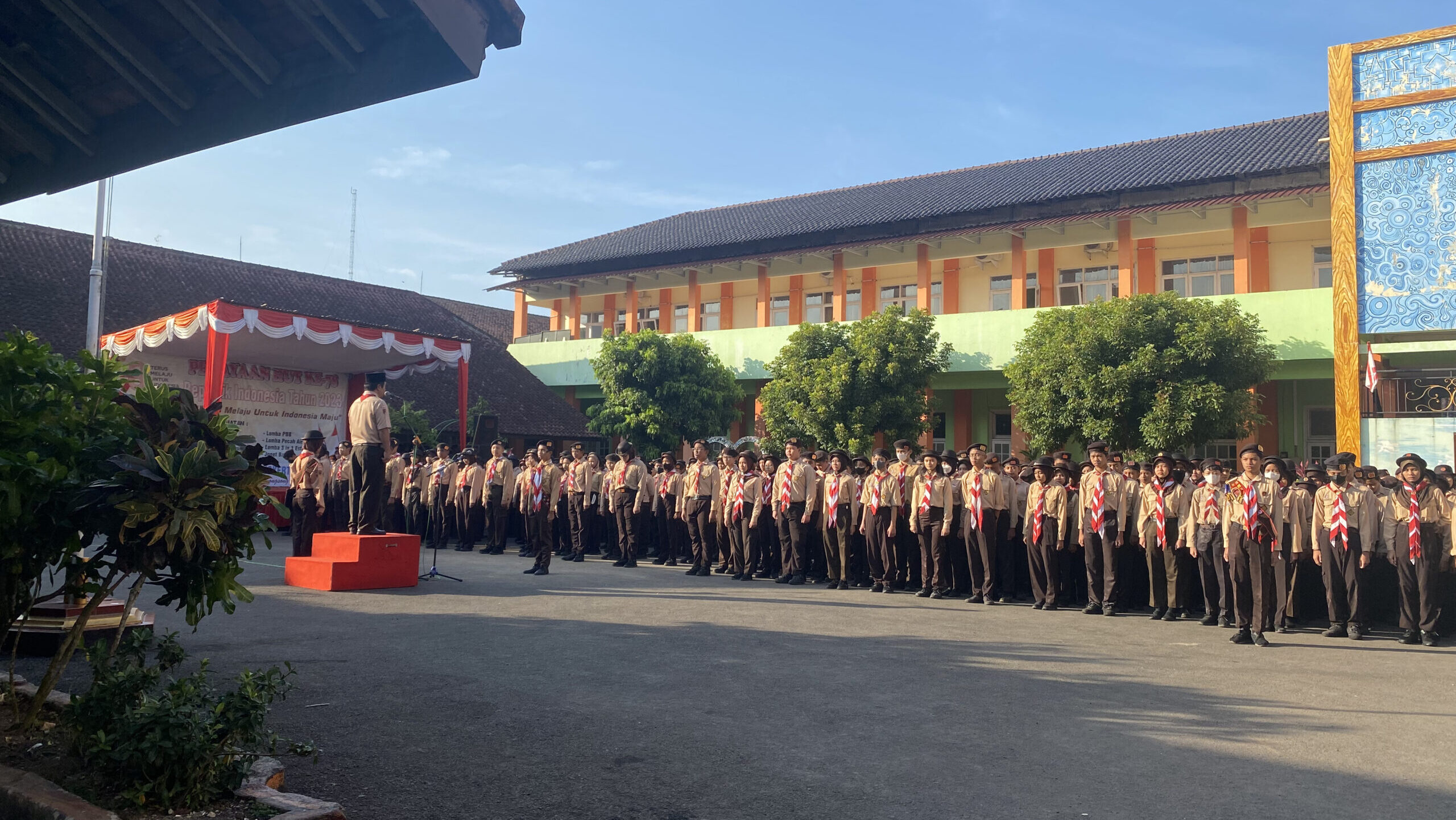 Read more about the article Upacara HUT ke 62 Pramuka di SMP Negeri 2 Purwokerto