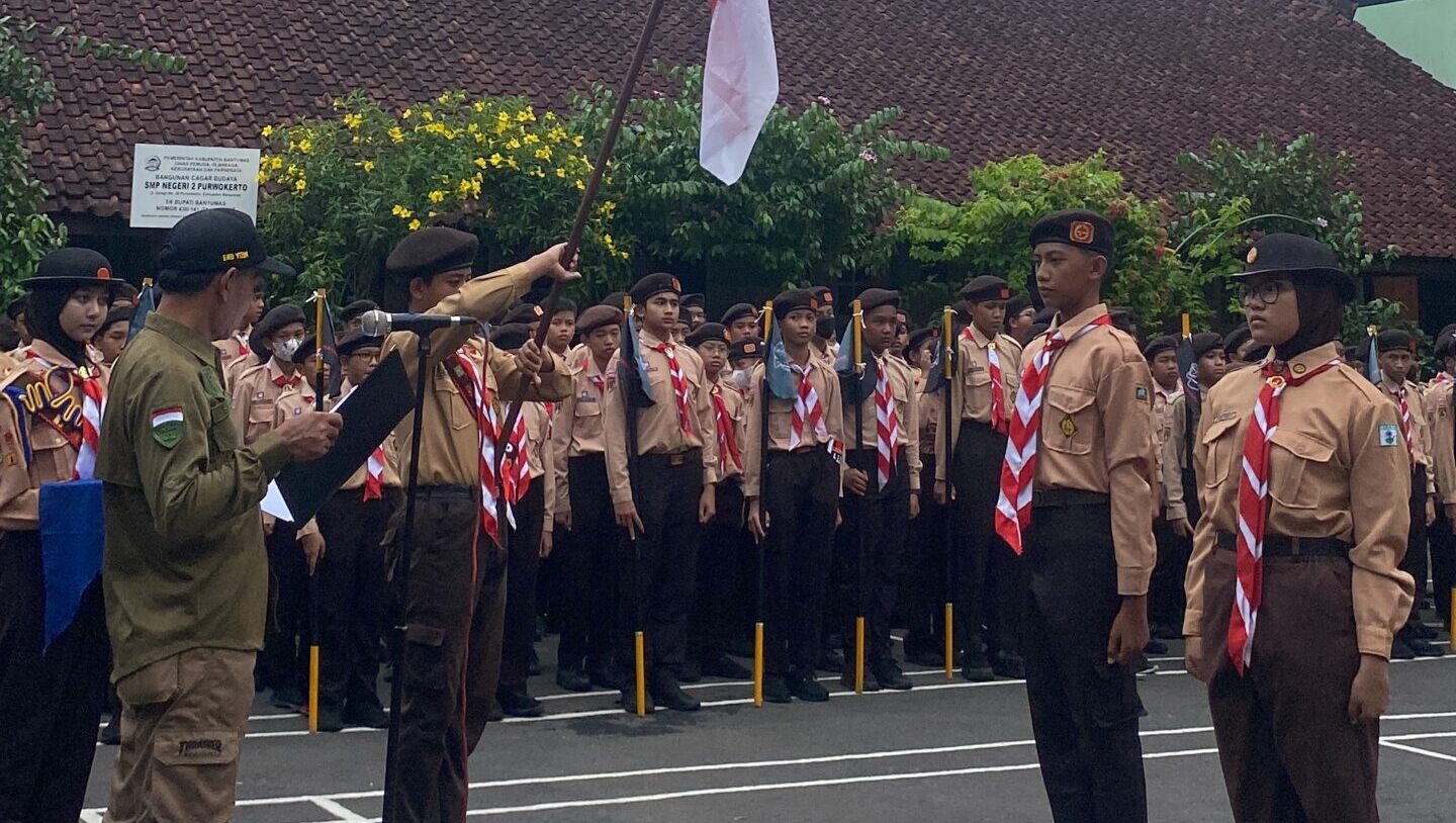 Pelantikan Pramuka Penggalang Terap SMP Negeri 2 Purwokerto: 34 Orang Tua Saksikan Momen Bersejarah